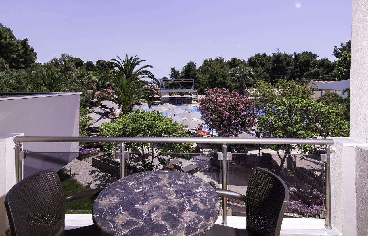 Poseidon Hotel Sea Resort Neos Marmaras Exterior foto