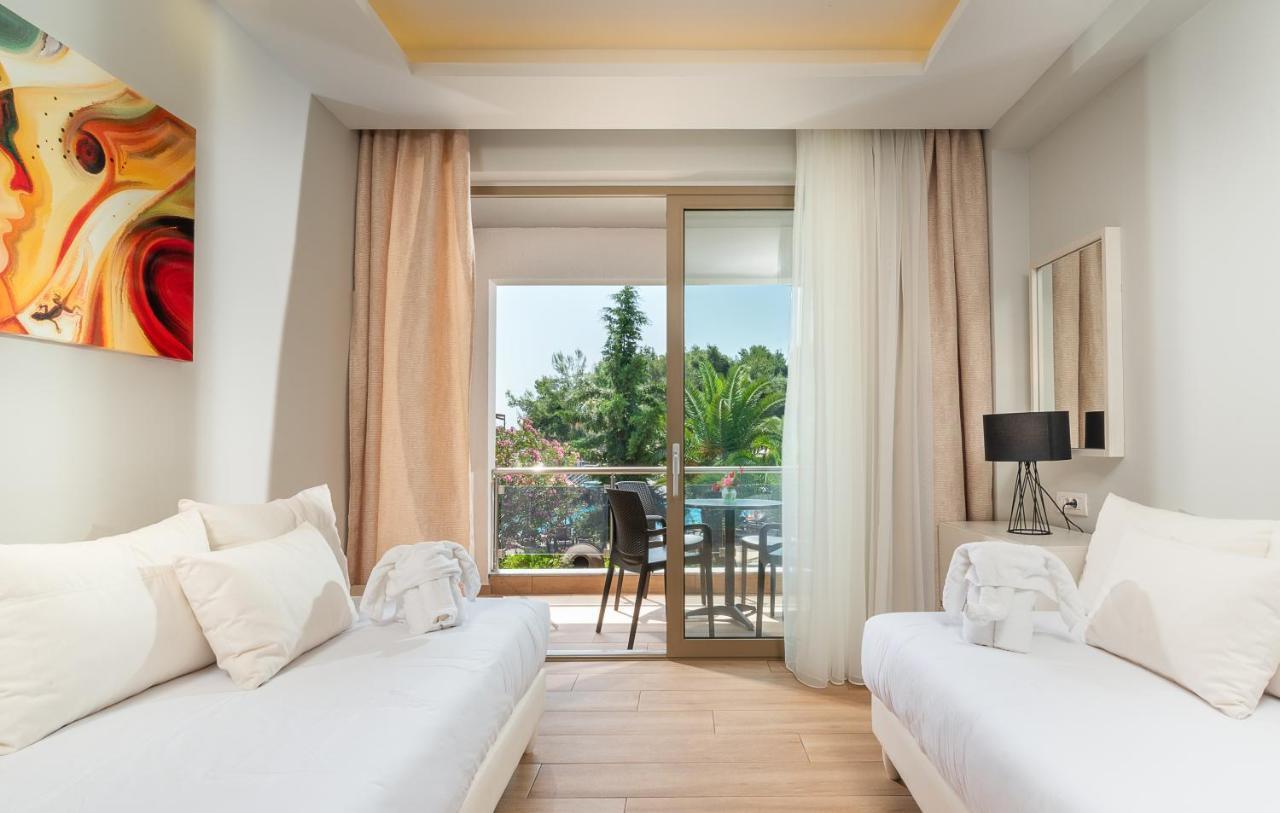 Poseidon Hotel Sea Resort Neos Marmaras Exterior foto