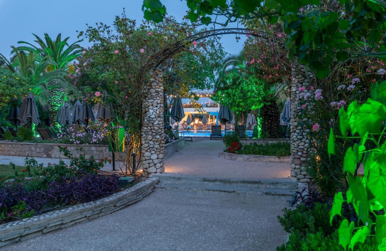 Poseidon Hotel Sea Resort Neos Marmaras Exterior foto